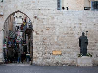 I negozi di souvenir di strada delle Crociate